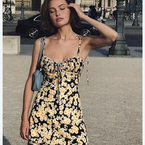 NWT Commense Daisy Print Mini Dress | Black & White Floral with Yellow | Size M